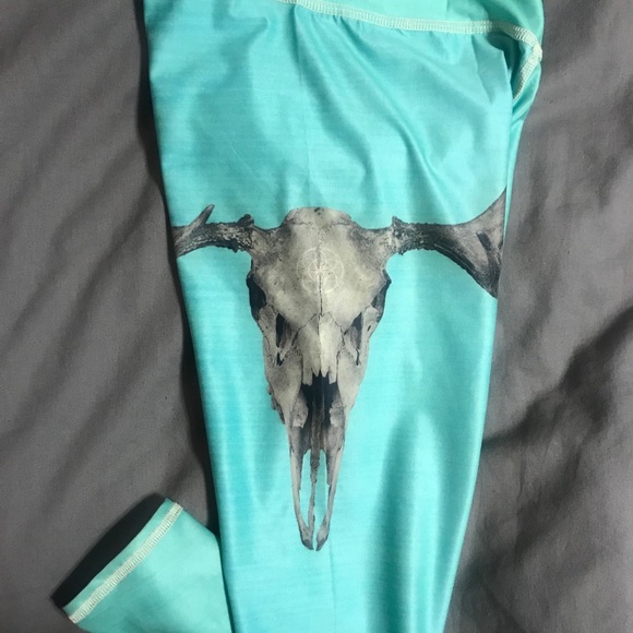 teeki Pants - NWT Teeki Hot Pants Deer Medicine